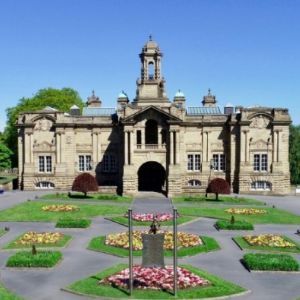 Bradford cartwright hall gallery