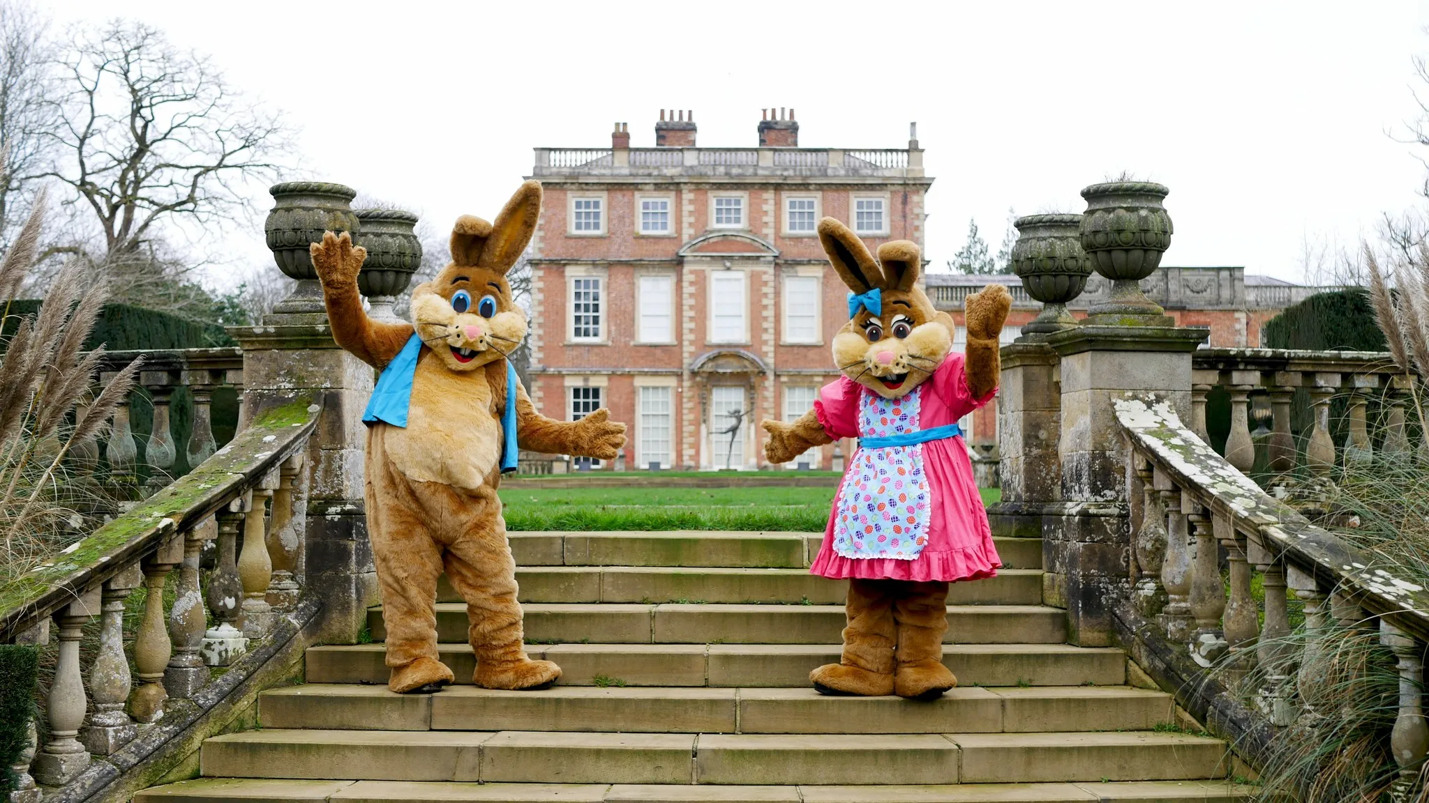 Mr and Mrs Easter Bunny on stone steos in front of Newby Hall in North Yorkshire, Easter event in Yorkshire 2026